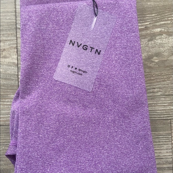NVGTN Violet NV Seamless Leggings - Picture 5 of 6